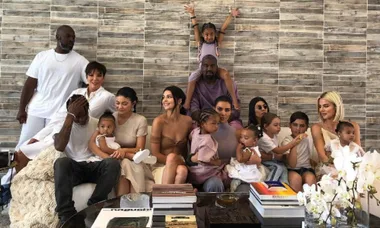 Kendall Jenner trolled her sisters with this hilarious pregnancy meme