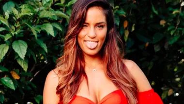 WATCH: You ready for some drama? Elora returns to Bachelor in Paradise
