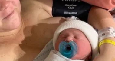 Amy Schumer gives birth to a baby boy