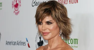 The internet is living for Lisa Rinna’s new hairdo