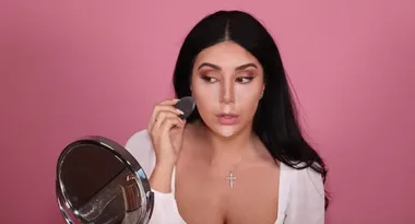 WATCH: MAFS’ Martha films her first makeup tutorial
