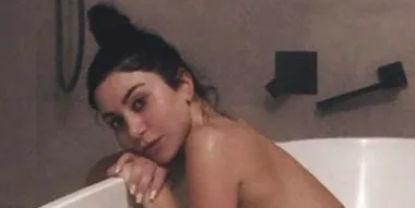 The naked truth? Fans spot something ‘weird’ in Martha’s latest Instagram photo