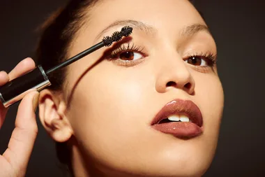 How Long Do Eyelash Extensions Last? And Other Questions You Have About Maintaining Faux Lashes