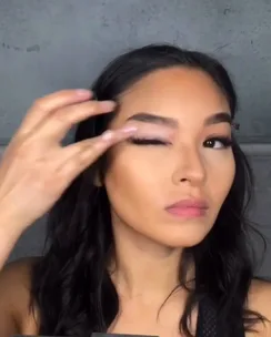 Khloe Kardashian Girls’ Night Makeup Look