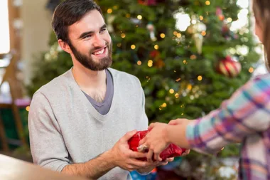 The Best 5 Gifts You Can Give To Your Boyfriend