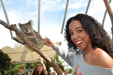 Ummm… Kelly Rowland just hinted she’s moving Down Under