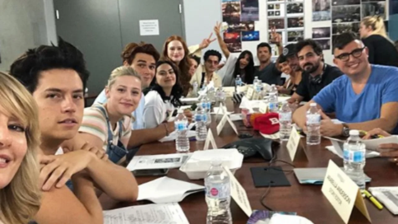 WATCH: Riverdale cast honours Luke Perry as production begins on new season