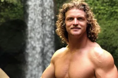 Nick Cummins shocks fans with total transformation