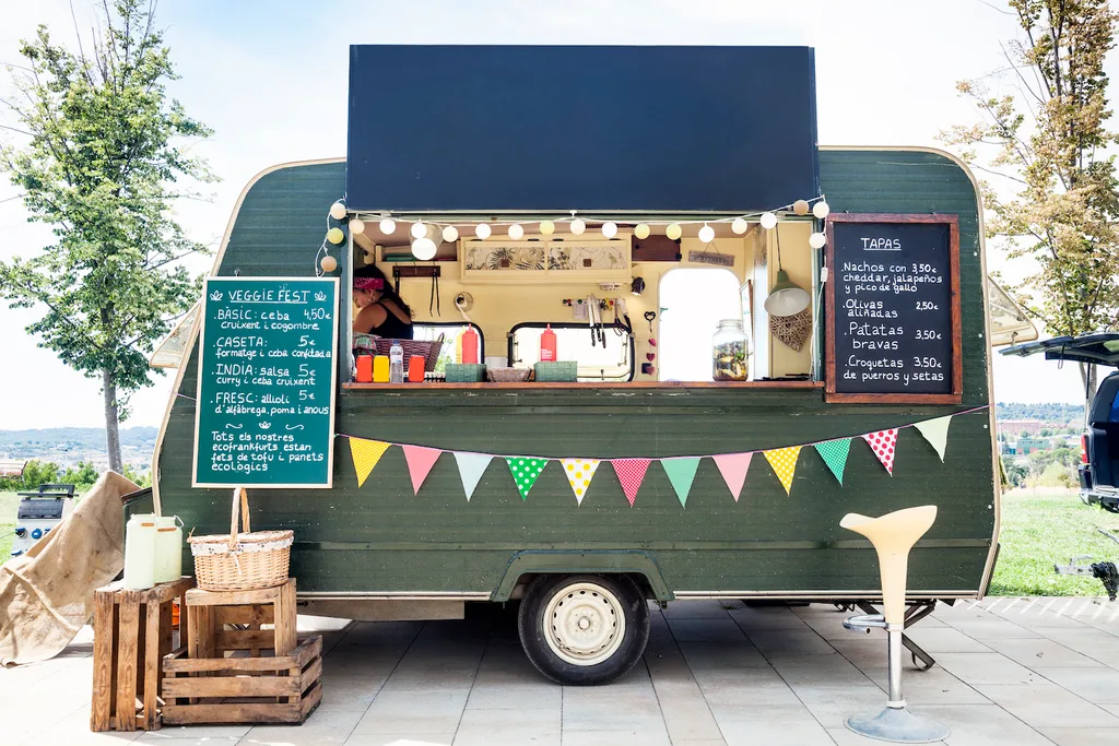 Food trucks are a fun alternative to table service