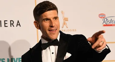 Osher Günsberg weighs in on who will win The Bachelor