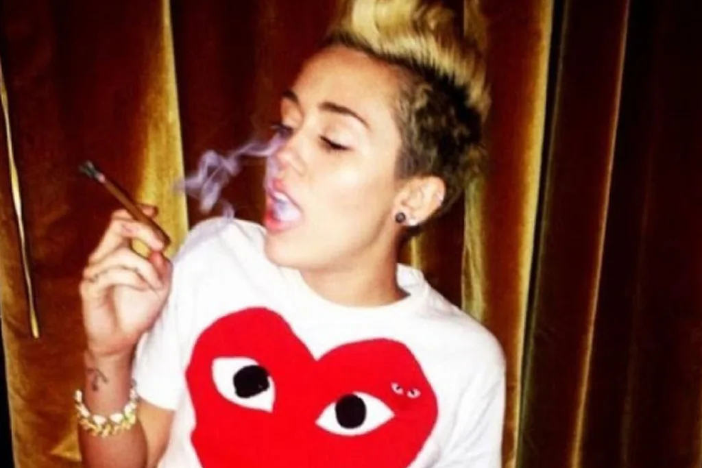 mileycyrussmokingweed