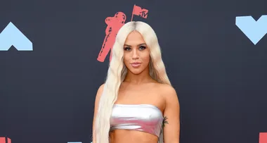Tammy Hembrow needed a name sign at the VMAs