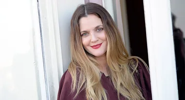 Drew Barrymore Goes To #VegasBaby After Finalizing Divorce