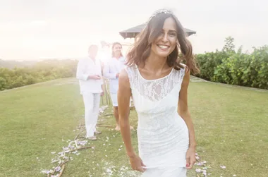 Surprise Wedding Ideas: How to Plan & Pull it Off