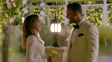 The Bachelorette premiere: Carlin won the first 24-hour rose!