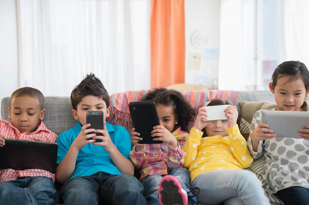 social media kids 5