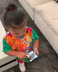 Stormi dances to her mum’s new hit!