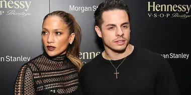 Jennifer Lopez Caspar Smart