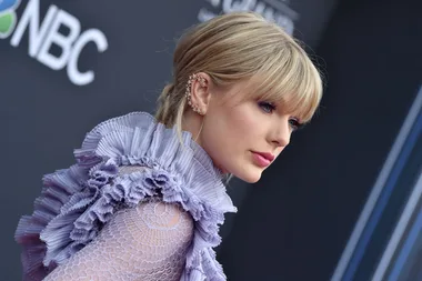 Looking Back At Taylor Swift’s Best Outfits