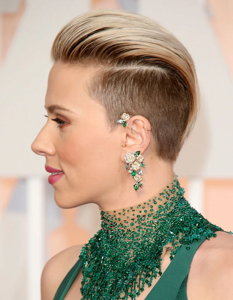A side profile shot of Scarlett Johansson at the 87th Annual Academy Awards