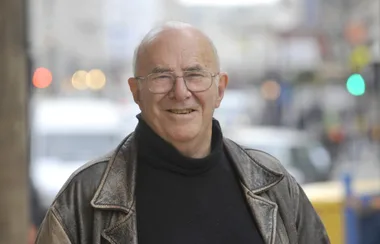 BREAKING: Aussie TV icon Clive James has died