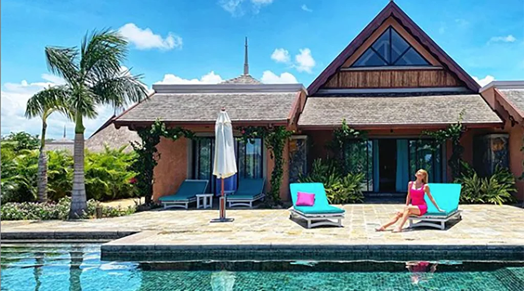 Sophie Monk Mauritius
