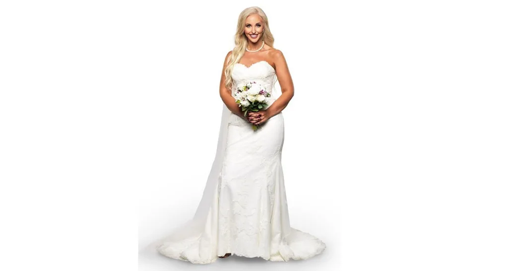 MAFS Lizzie in Bridal Gown
