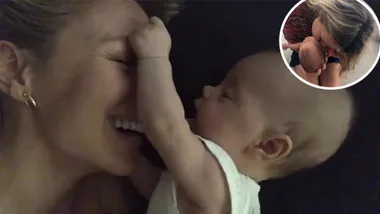 Jennifer Hawkins shares sweet moment with daughter Frankie