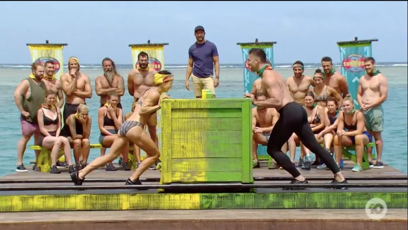 It was understandable that the former bodybuilder was feeling strong, at the start of the episode we saw her put on a muscle-rippling display for the island.