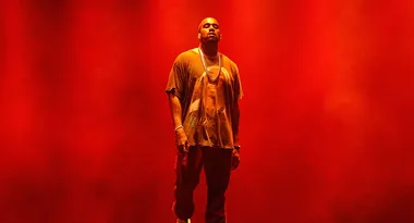 Kanye West Returns to the Stage After Kim Kardashian’s Robbery