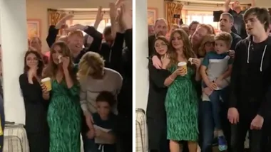 The cast of Modern Family sing and cry together on the last day