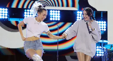 Noah Cyrus’ song about being Miley’s sister