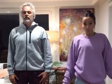 Cameron Daddo does a TikTok with his daughter