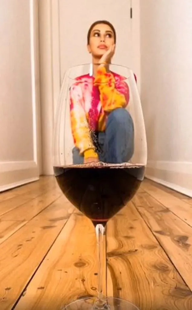 MAFS Martha wine