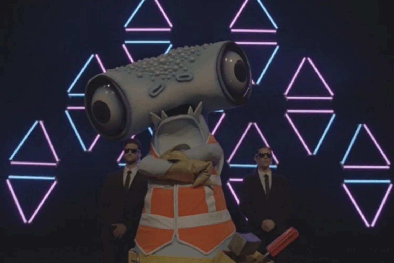 Masked Singer hammerhead