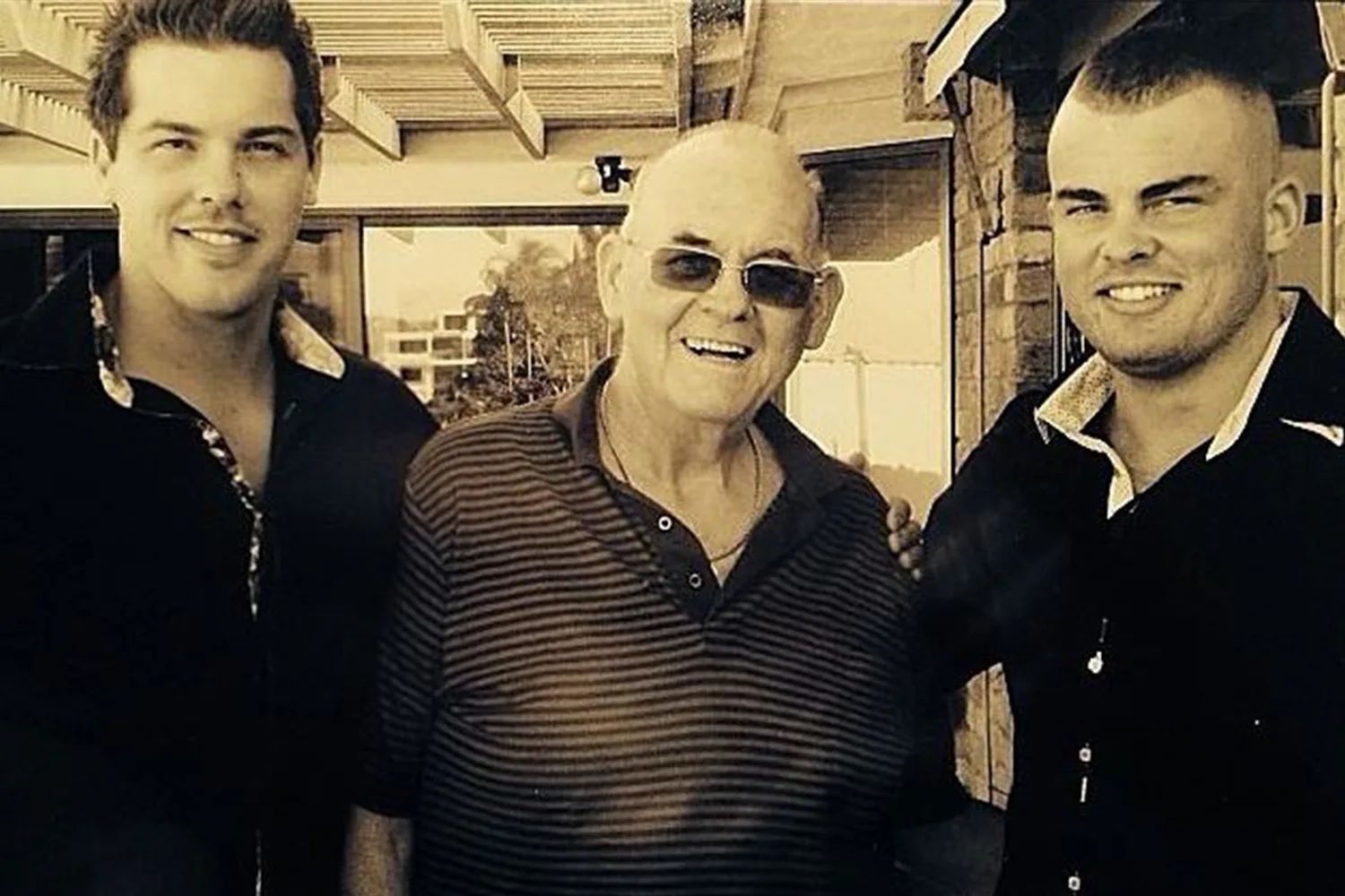 Jake Ellis dad and brother