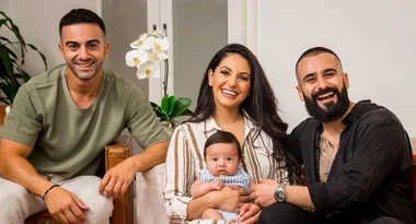Gogglebox stars reveal: “Our baby’s joining the show!”