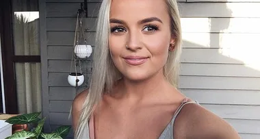 Hold up: The Bachelorette’s Elly Miles is HOW tall?!
