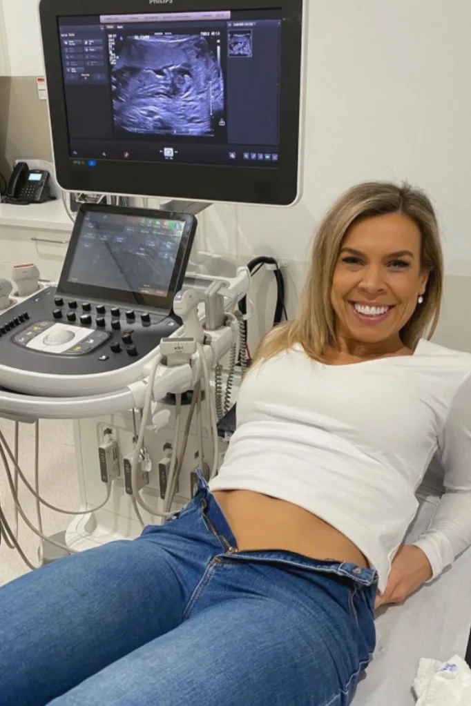 Carly Bowyer pregnant