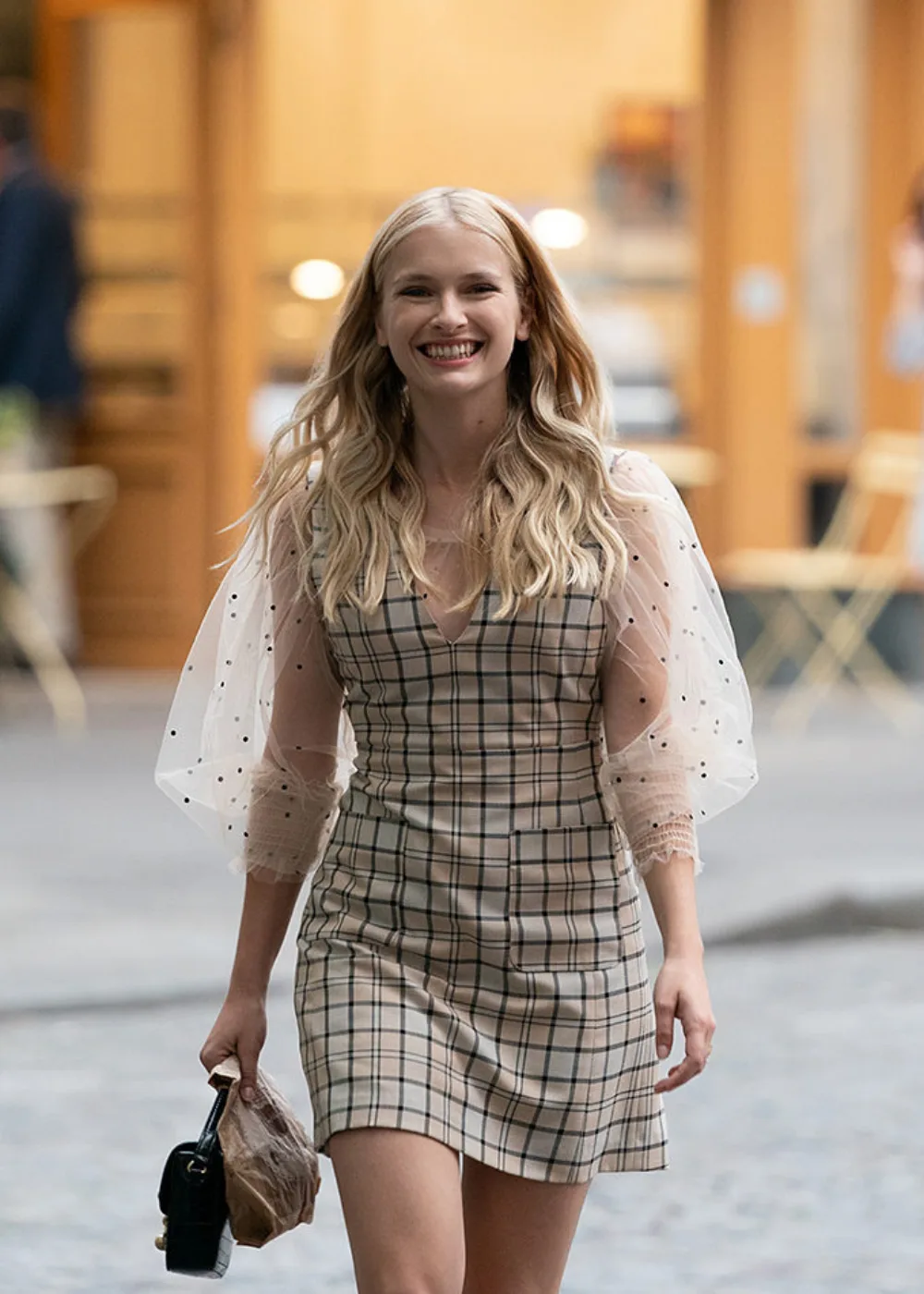 Camille Emily in paris