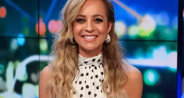 No one freak out, but Carrie Bickmore chopped all her hair off