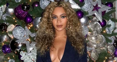 When Are We *Actually* Meant to Take Down Our Christmas Trees?