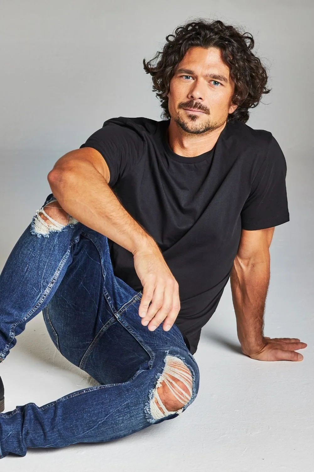 Luke Arnold