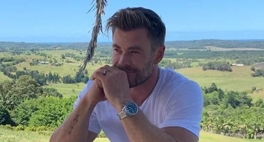 Fans go wild for Chris Hemsworth’s muscles in his latest photo