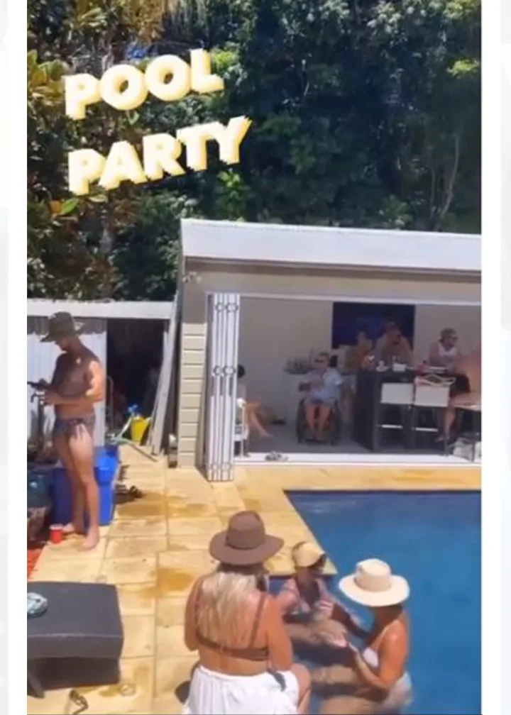 pool party
