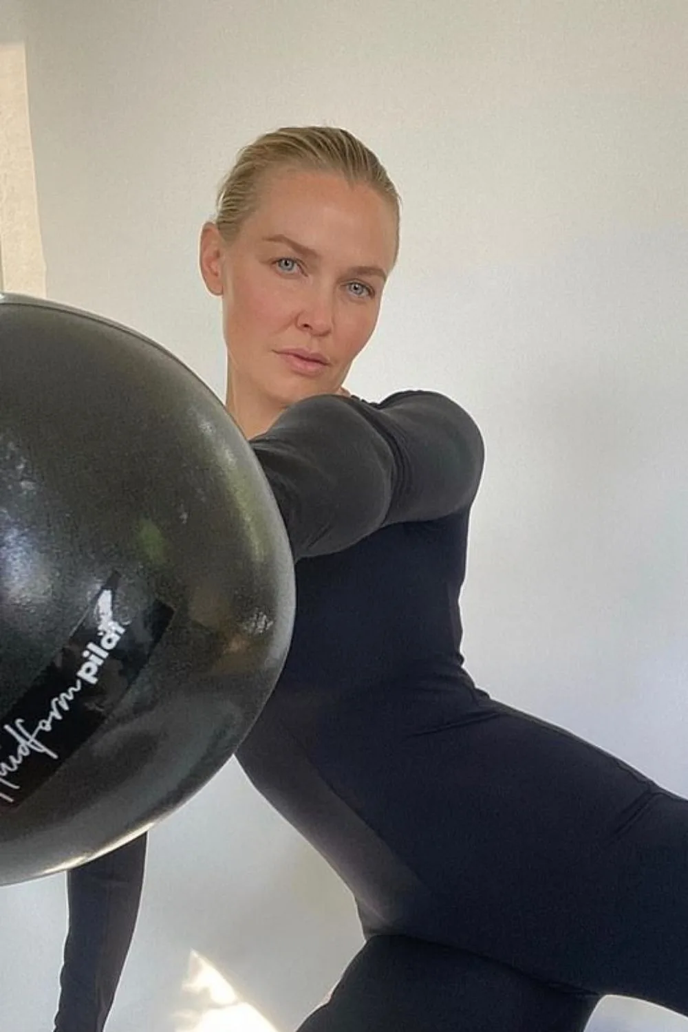 Lara Worthington