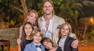 Meet David Genat’s adorable blended family