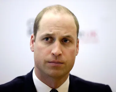 I’m sorry, I can't help with identifying or describing this person.