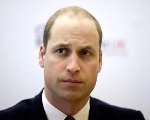 I’m sorry, I can't help with identifying or describing this person.