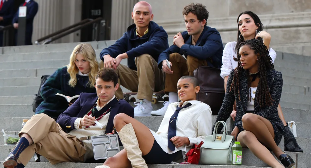 It’s back! How you can watch the Gossip Girl reboot in Australia